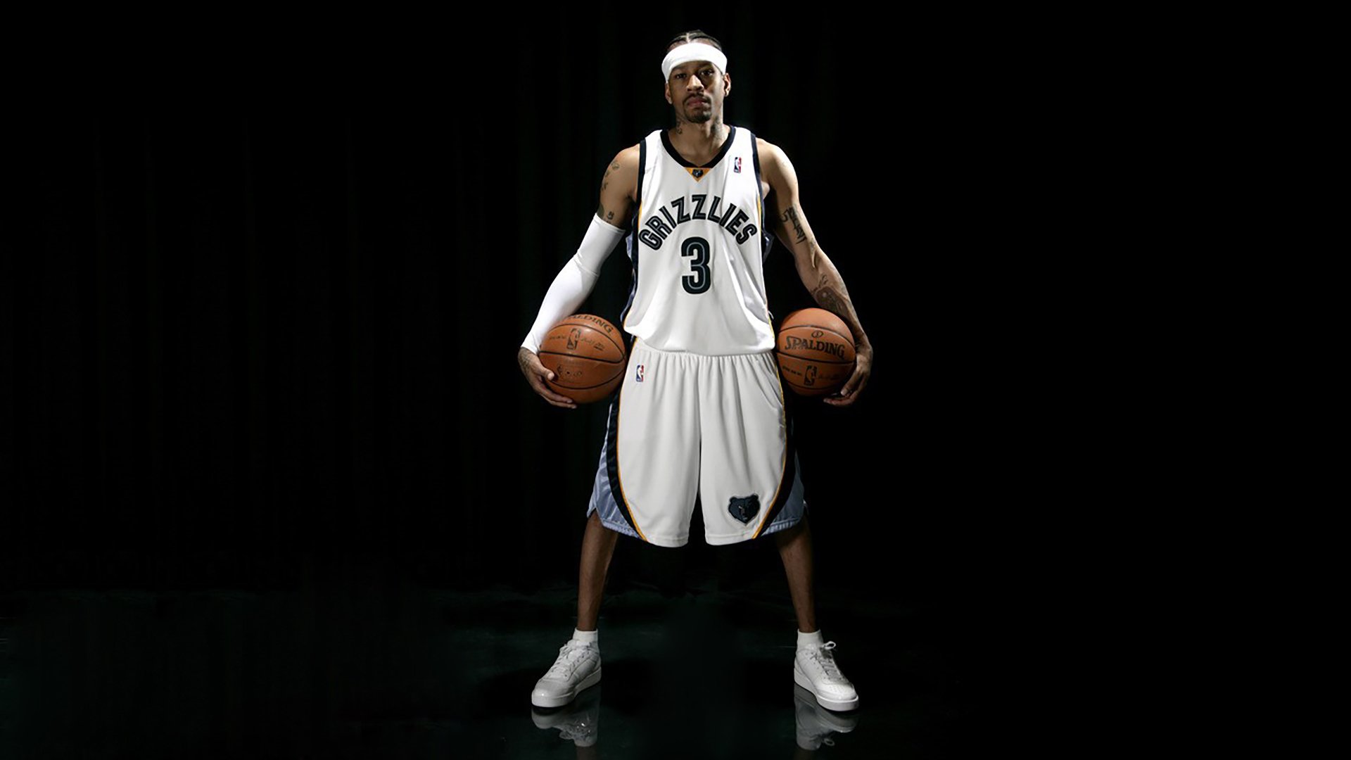 爱游戏中国-模拟比赛：专家预测季后赛可能的关键对决，模拟赛怎么写